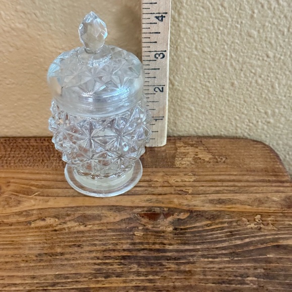 Avon Crystal Facets Cut Glass Roses Roses Cologne Gelee Empty Jar with Lid EUC - Picture 4 of 7
